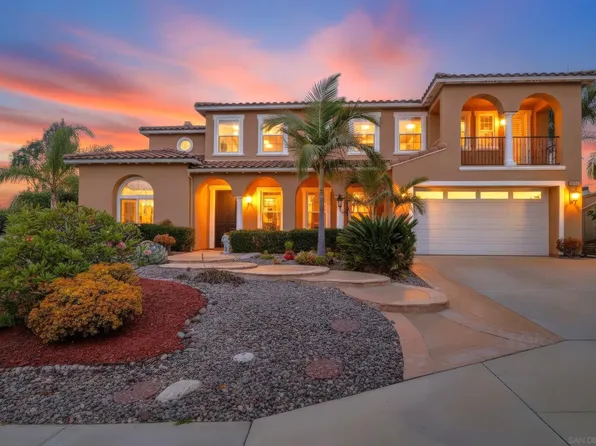 7480 Eastridge Dr, La Mesa, CA 91941