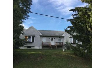 164 Oak Grove Rd, Pine Grove, PA 17963