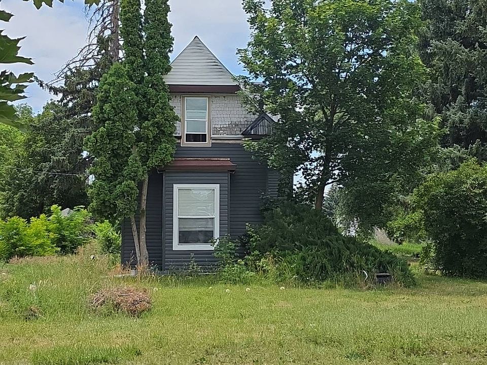 1st image of 152 E Oneida St