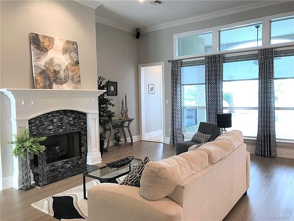 4th image of 3037 N Marina Villa Blvd