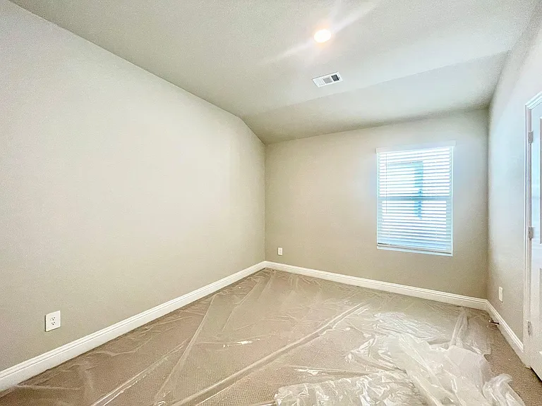 1203 Mahogany Dr — Photo 22