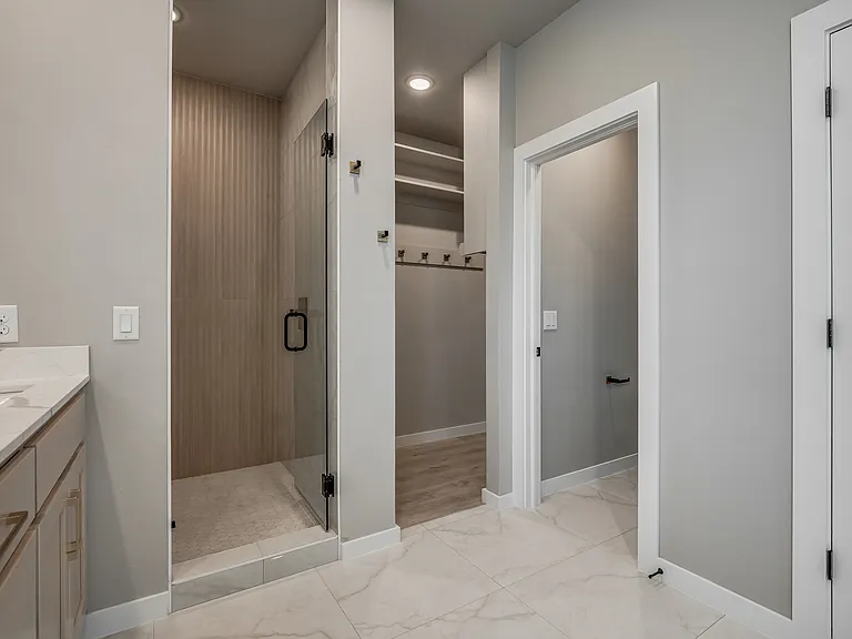 11 N Walnut St — Photo 10