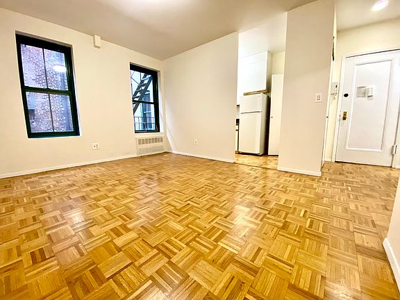 5th image of 510 E 79th St APT 4A
