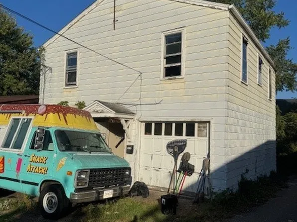 1317 Watts St, Charleston, WV 25302