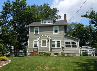 14 Overhill Rd, Verona, NJ 07044