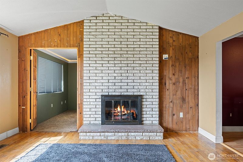 5th image of 705 N 12th Street
