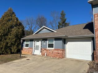 3849 S Cramer Cir, Bloomington, IN 47403