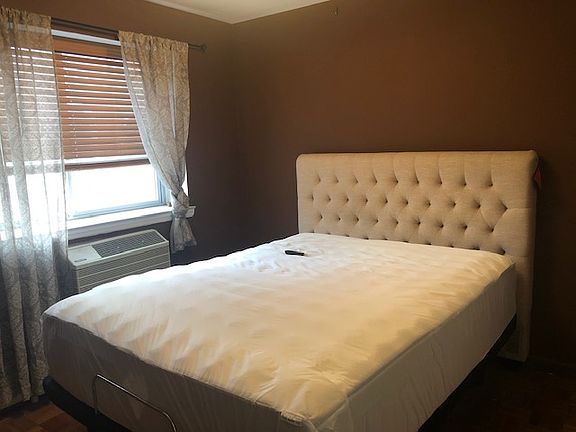 5th image of 7535 113th St APT 1R