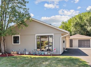 2309 Arrow St, Carpentersville, IL 60110