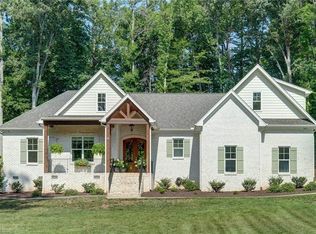 3611 Summit Lakes Dr, Browns Summit, NC 27214