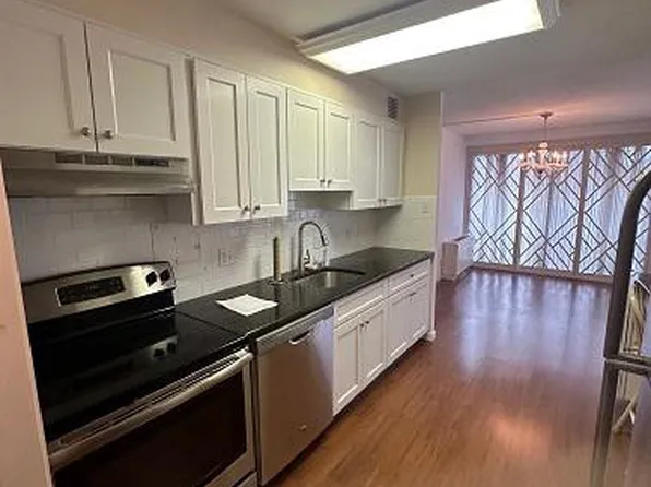 1001 City Ave #W-606, Wynnewood, PA 19096