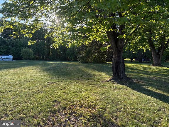 4th image of Liberty Grove Rd