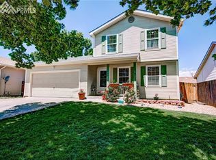 3735 Bobcat Ln, Pueblo, CO 81005