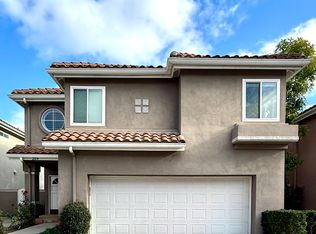 204 Calabria Ct, Costa Mesa, CA 92627