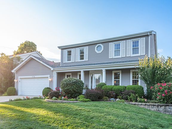 4th image of 1716 Green River Dr