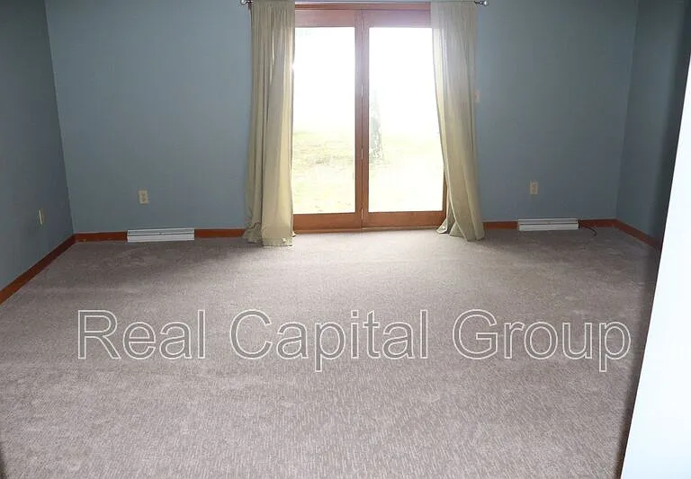 98 Beaver Dam Rd — Photo 15