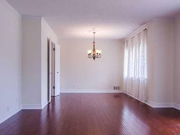 4th image of 9208 Loma Vista Dr