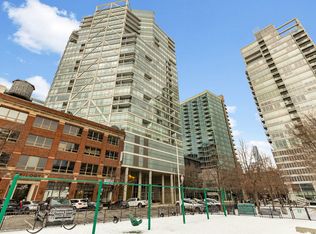 510 W Erie St APT 705, Chicago, IL