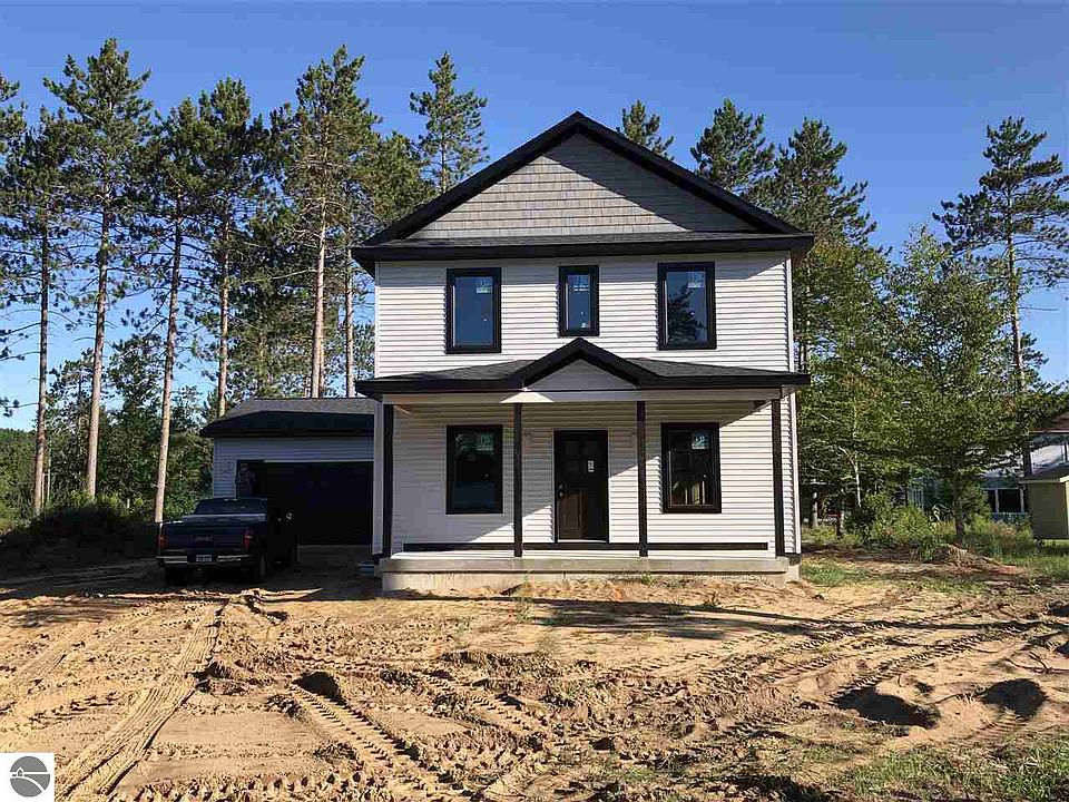 1st image of 1319 Maggies Ln