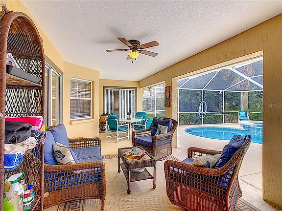 5th image of 2307 Colony Club Dr
