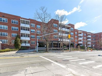 1 Kensington #315, Great Neck, NY, 11021