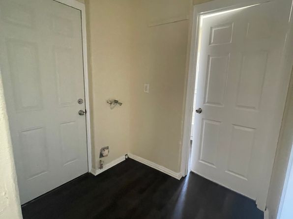4950 Templeton St #4950