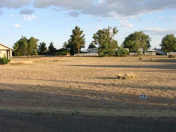 5th image of 1775 Oak Dr
