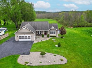 6033 Mud Mill Rd, Brewerton, NY 13029