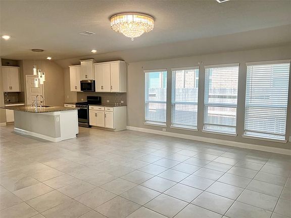 3rd image of 11243 Pavonia Creek Ct