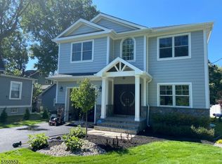 12 Oak Tree Ln, Bloomfield, NJ 07003