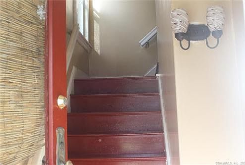 3rd image of 94 Warrenton Ave #2