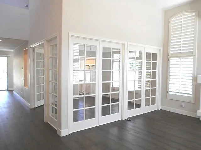 4968 Marin Dr — Photo 3