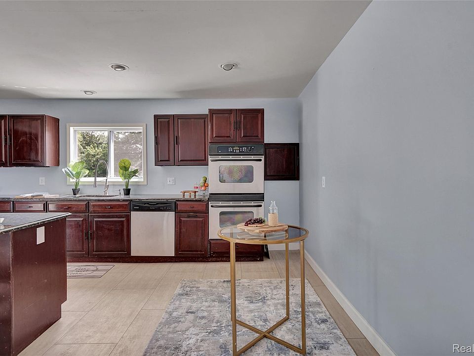 914 Chartier, photo 14