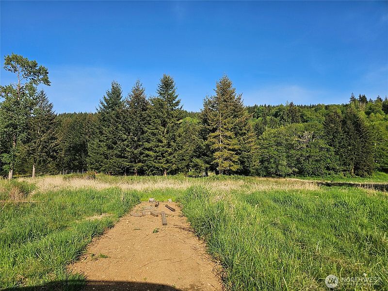 5th image of 39 lot 19 Middle Earth Lane