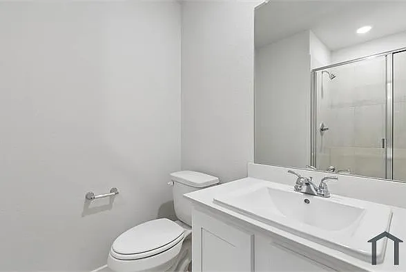 986 Olive Dr — Photo 14