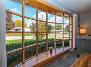 901 Roosevelt St, Stoughton, WI 53589