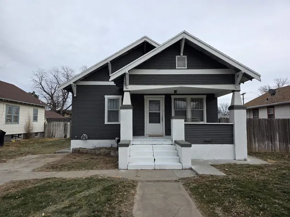 1207 W 1st St, McCook, NE 69001