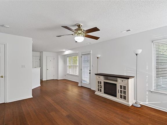 4th image of 4004 Mill Dam Ct