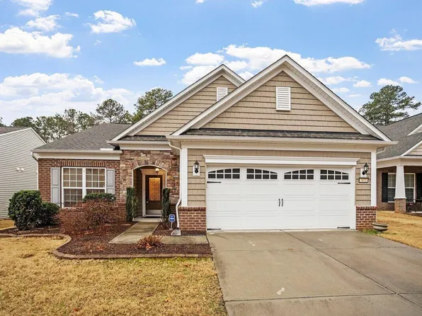 2621 Kilmartin Dr, Fuquay Varina, NC 27526