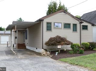 515 Clinton St, Delaware City, DE 19706