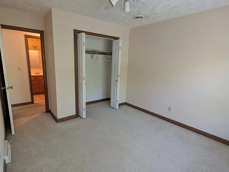 2633 Bay Rd — Photo 13