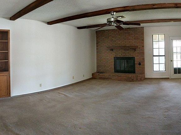 3rd image of 1705 Downhill Dr