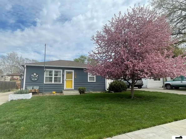 3940 Lewis Ave, Lincoln, NE 68521