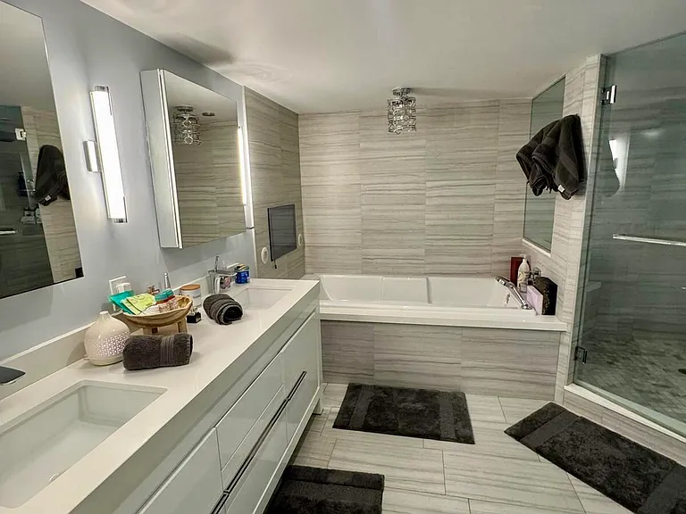 3100 NE 47th Ct #401 — Photo 30