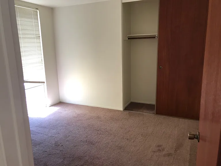 2211 Carleton St #22 — Photo 3