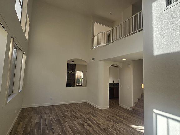 5th image of 1307 W Escuda Rd