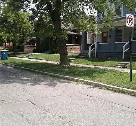 3rd image of 815 N Jefferson Ave