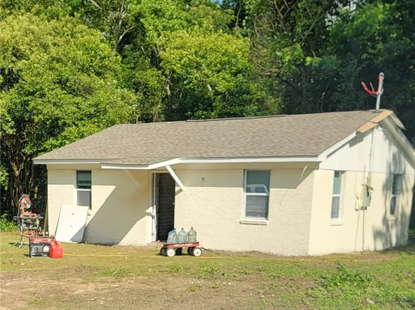314 E Rosa Parks Ave, Tuskegee, AL 36083