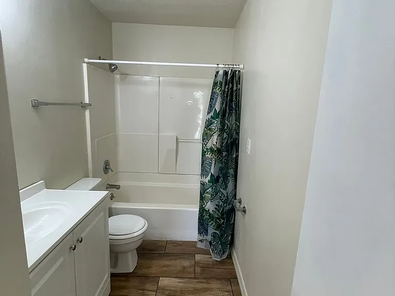 1 Fair Oaks Cir — Photo 26