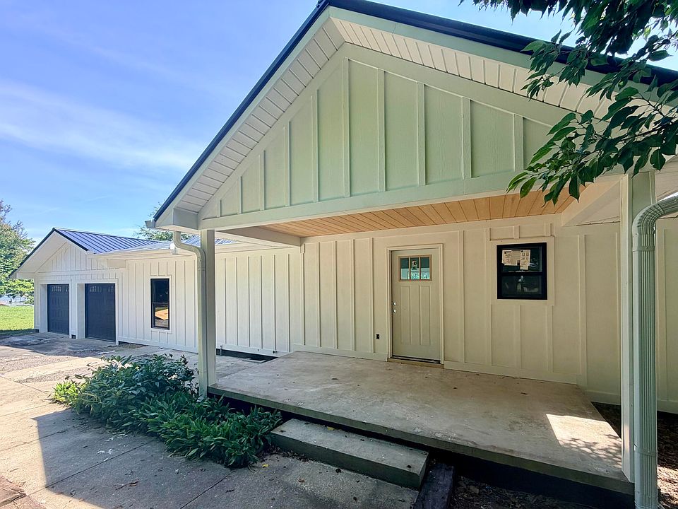 1st image of 1638 Canal Ln